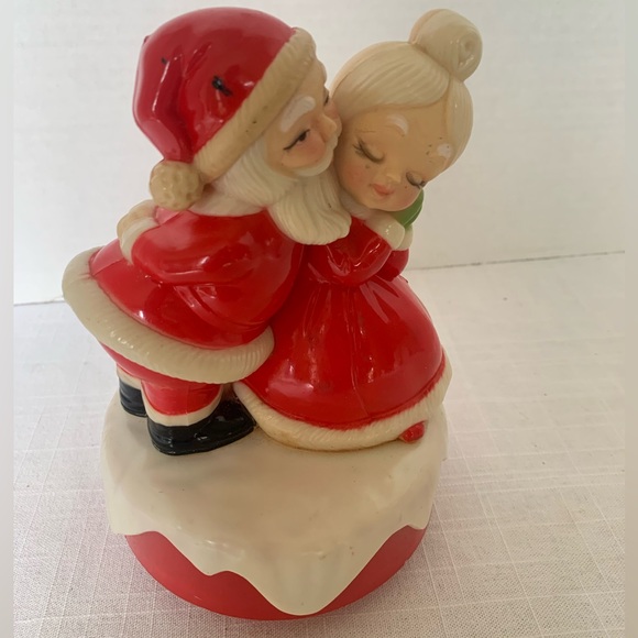 Vintage Musical Mr. and Mrs. Santa Claus. Revolving. - Picture 1 of 6